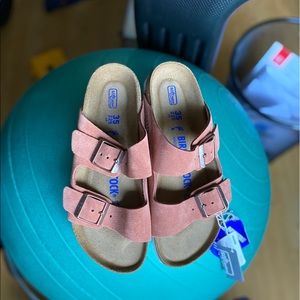 Birkenstock Arizona sandal size 35